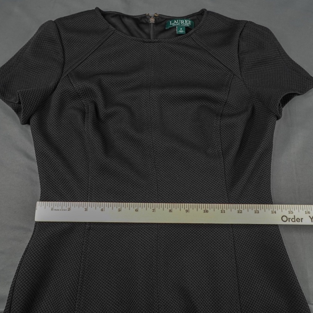 Ralph Lauren Green Sheath Dress Short Sleeve Crew Neck